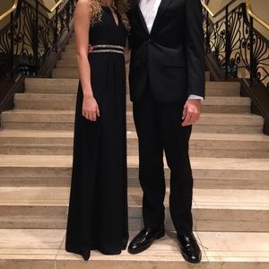 Black Gianni Bini formal dress